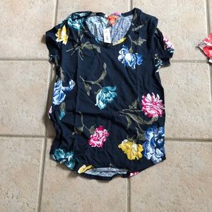 NWOT - Joe fresh floral t shirt medium